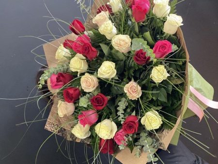 Magnificent Rose Bouquet Online Sale